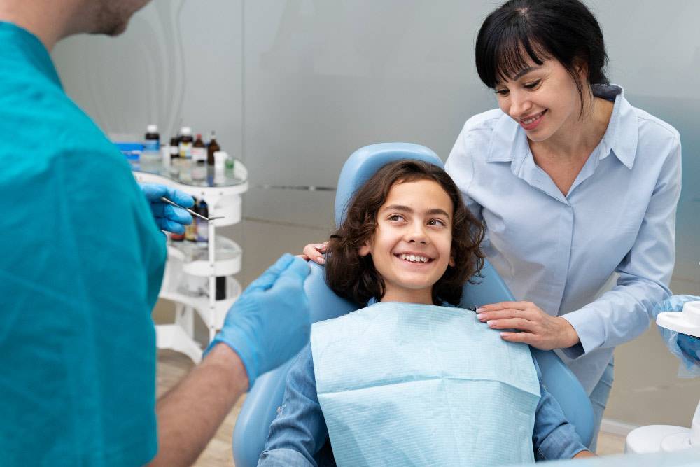 close-up-boy-dentist